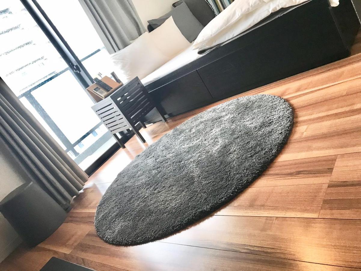 Local Hakata No11 Apartment *